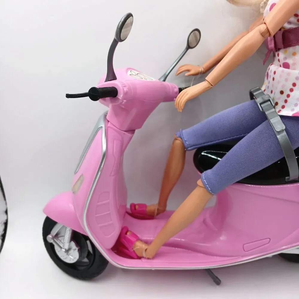 Steffi Love Doll & Pink Motor Scooter 11” Fashion Doll Dressed Two-Tone Blonde
